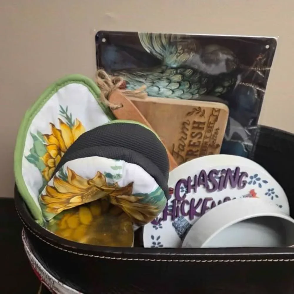 Farmhouse Chicken Kitchen Gift Basket County Fair Livestock Buyers Gift Basket
